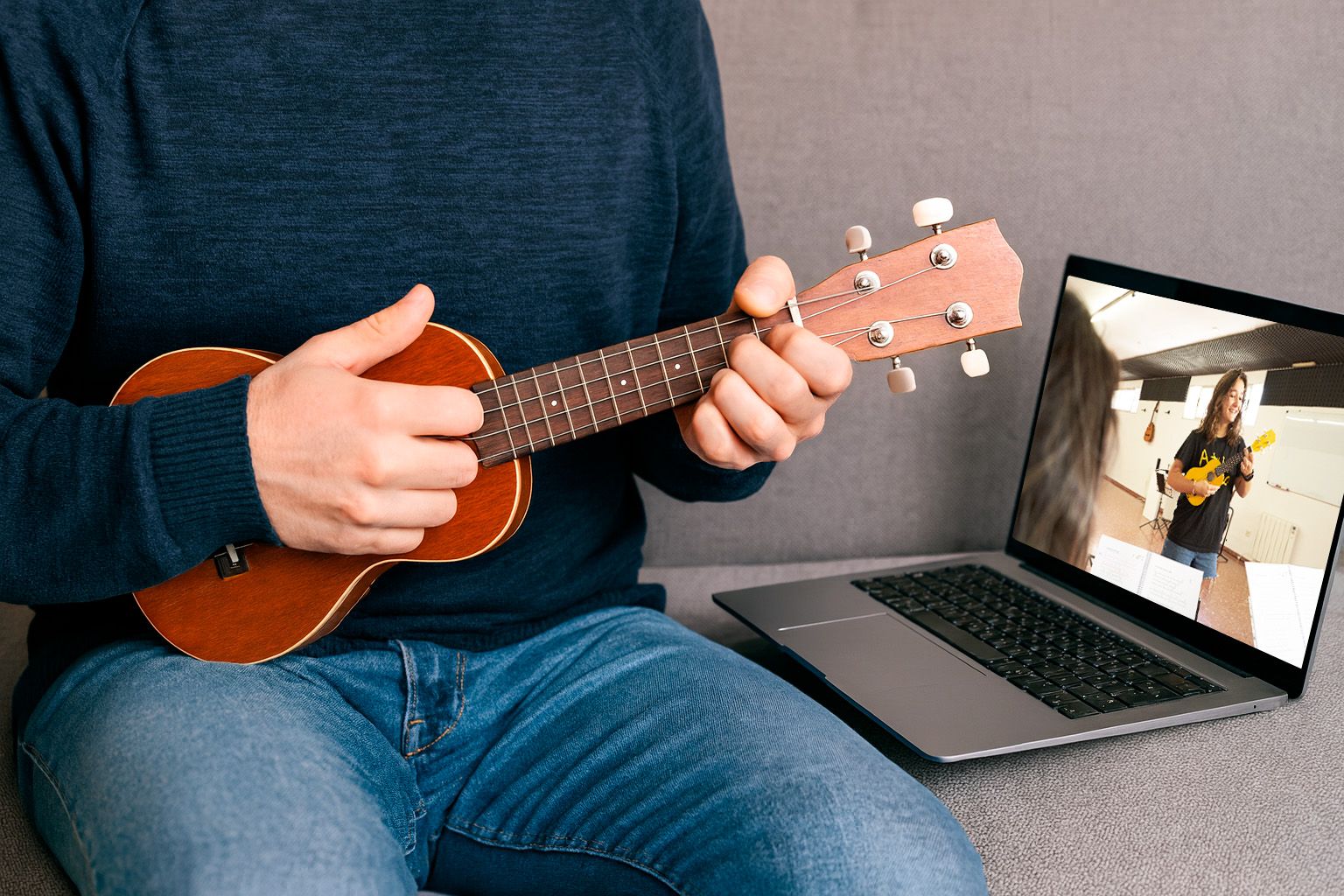 facha de entrada escuela de música 